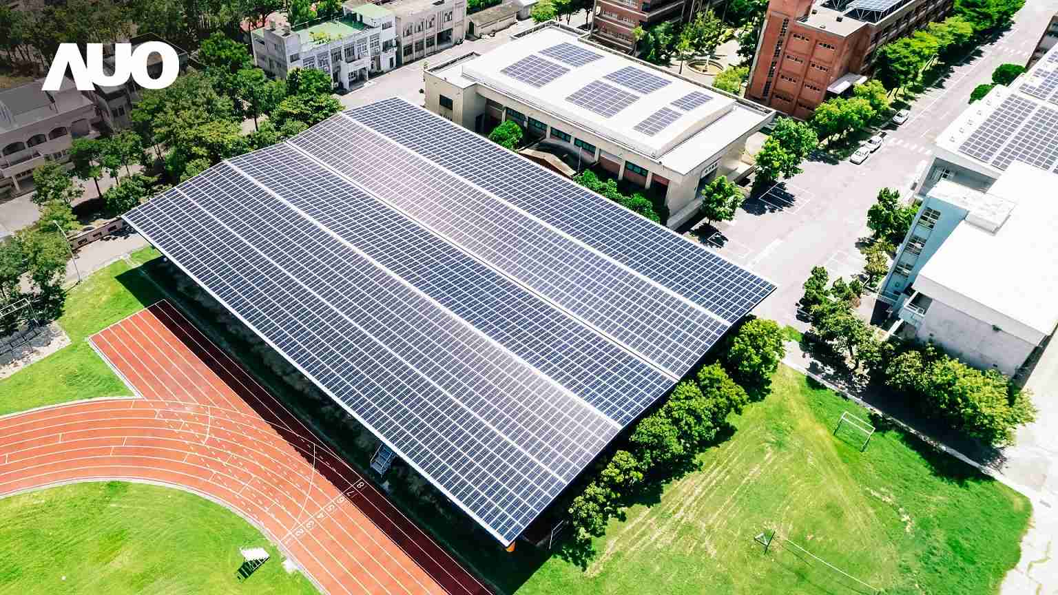 汇旺支付SunSteel光电整合型浪板具备快速安装、、轻量化优势，，，，可提升15%发电效能，，通过国际IEC与台湾VPC认证安全、、、防漏、、、耐候标准